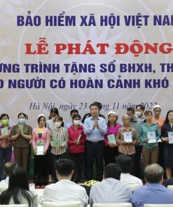 trao tặng BHXH thiện nguyện