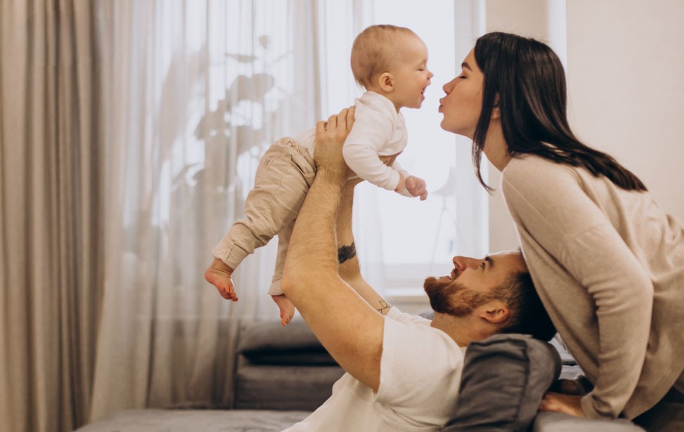 Chế độ con nhỏ và 8 quyền lợi khi nuôi con dưới 12 tháng tuổi
